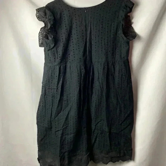UNBRANDED WOMENS SIZE MEDIUM BLACK EYELET ROMPER DRESS BACK ZIPPER CLEAN - Picture 9 of 16